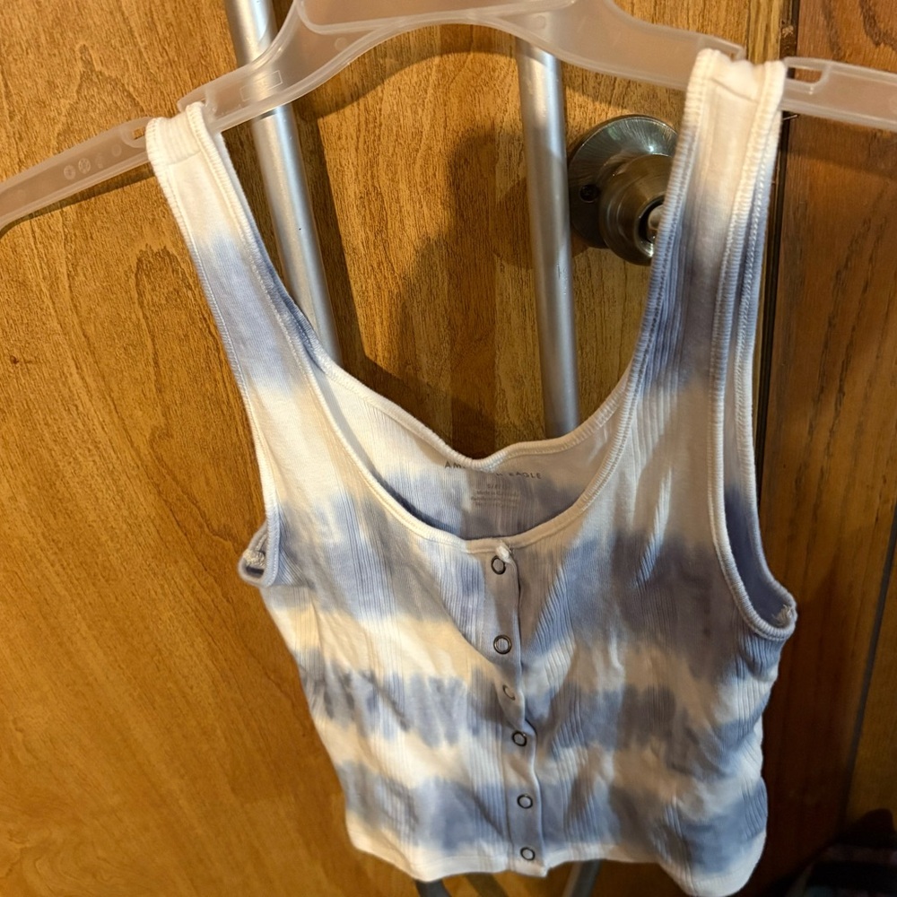 Blue and White Tie-Dye Women's Crop Tank Top.